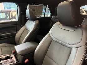 FORD EXPLORER ST 2023