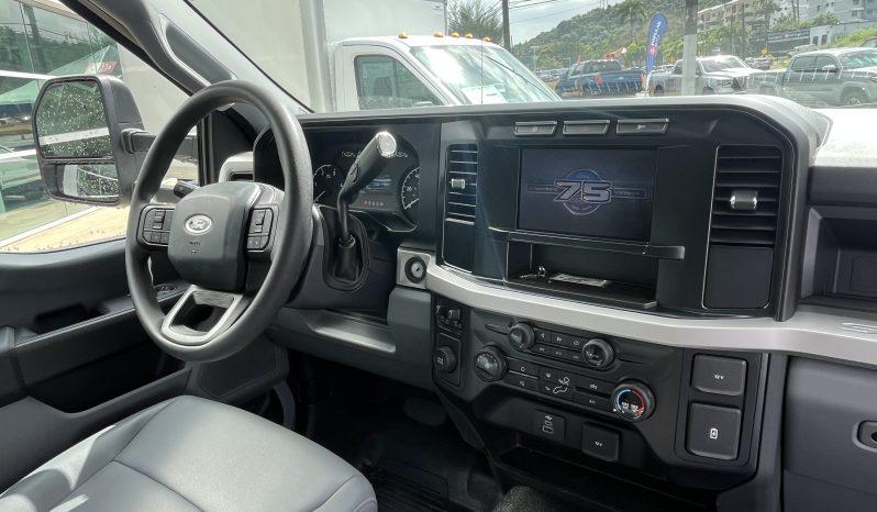 
								CAMIÓN TUMBA F550 full									