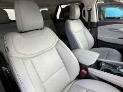 
										EXPLORER ACTIVE AWD 2025 full									