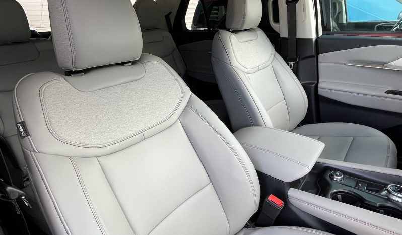 
								EXPLORER ACTIVE AWD 2025 full									
