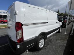 
										TRANSIT 150 LOW ROOF full									