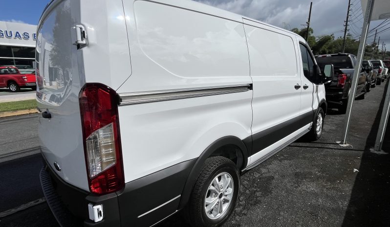 
								TRANSIT 150 LOW ROOF full									