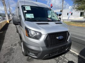 TRANSIT 250 MED ROOF