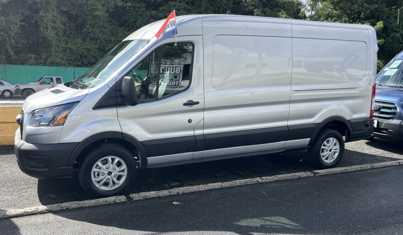 
								TRANSIT 250 MED ROOF full									