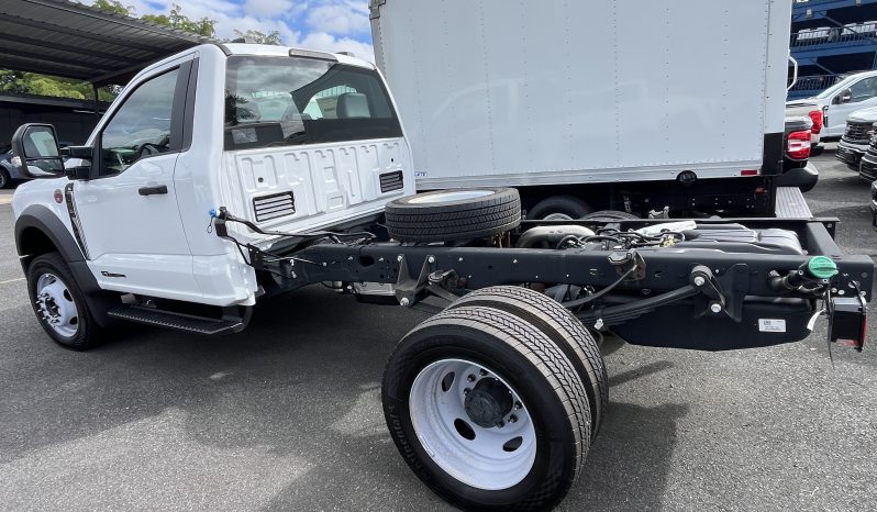 
								F550 XL CHASSIS CAB full									