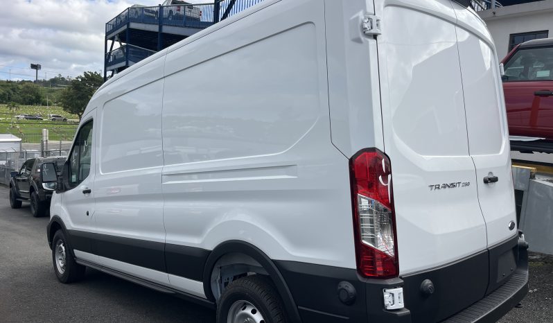 
								TRANSIT 250 MED ROOF 2025 full									