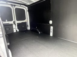 
										TRANSIT 250 MED ROOF 2025 full									