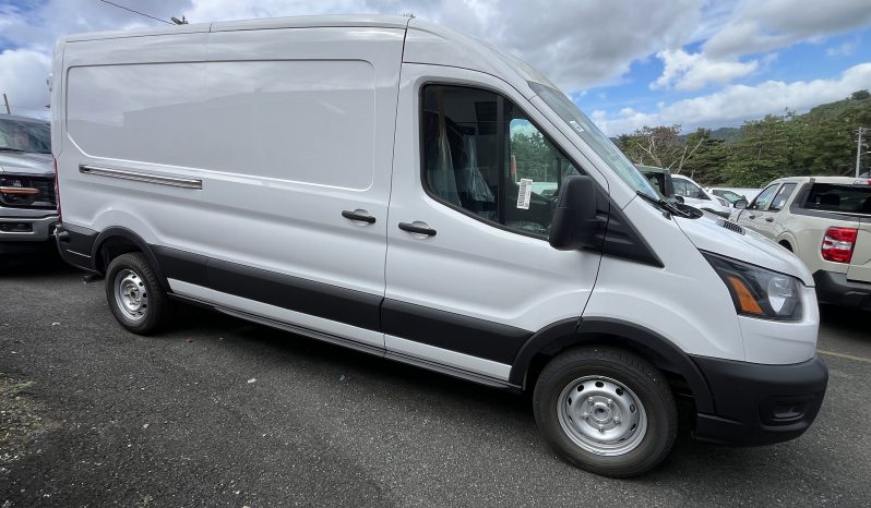 
								TRANSIT 250 MED ROOF 2025 full									