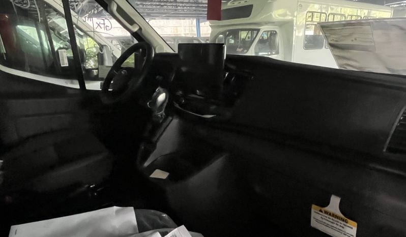 
								TRANSIT 350 XLT HD, HIGH ROOF 15 PASAJEROS 2025 full									