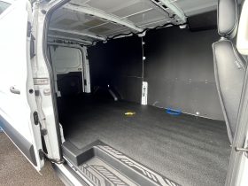 TRANSIT LOW ROOF 350 2024