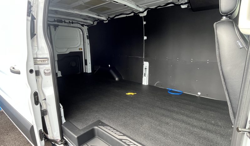
								TRANSIT LOW ROOF 350 2024 full									