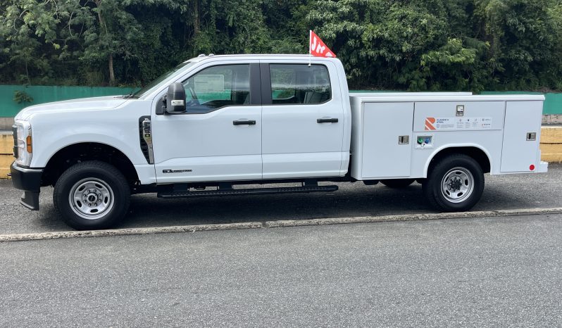 
								F250 XL CREW 4X4 SERVICE BODY full									