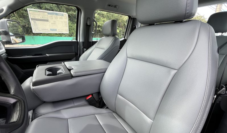 
								F250 XL CREW 4X4 SERVICE BODY full									