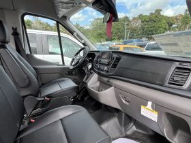 TRANSIT MED ROOF 15 PASAJERO 2025