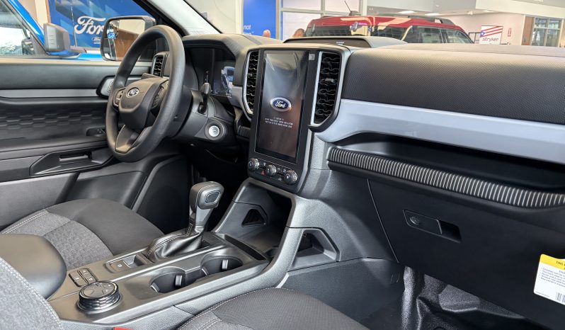 
								FORD RANGER STX 4X4 full									