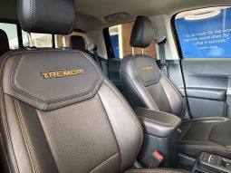 
										MAVERICK LARIAT TREMOR full									