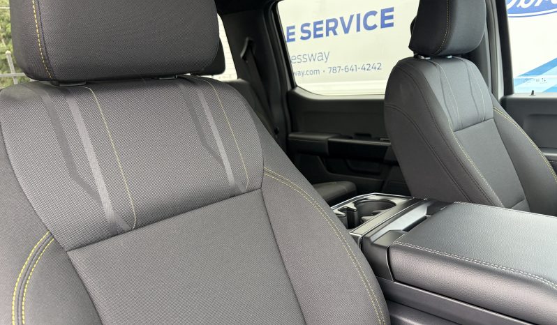 
								FORD F-150 STX FX-4 PACKAGE full									