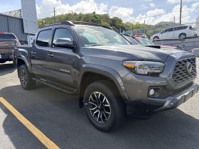TOYOTA TACOMA